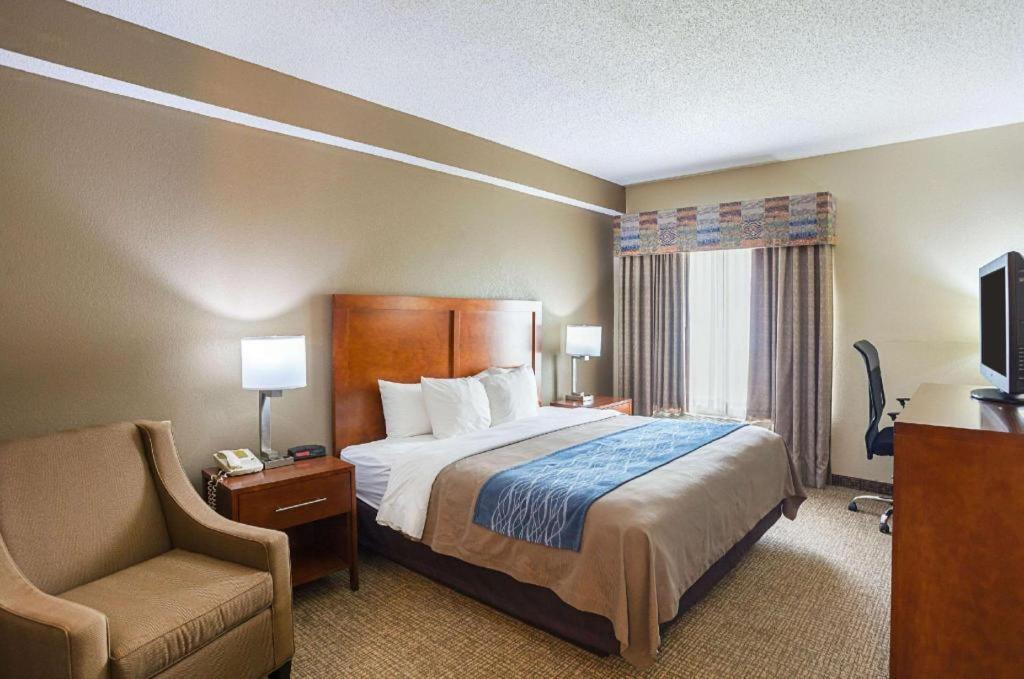 Comfort I-80 Hotel Lincoln