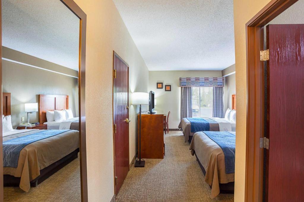 Hotel Comfort I-80 2*