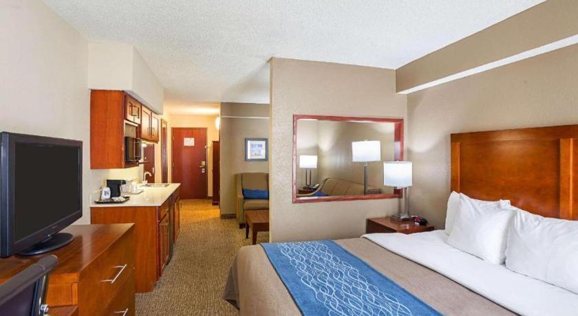 Comfort I-80 Hotel 2*