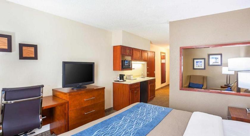 Comfort I-80 Hotel 2*